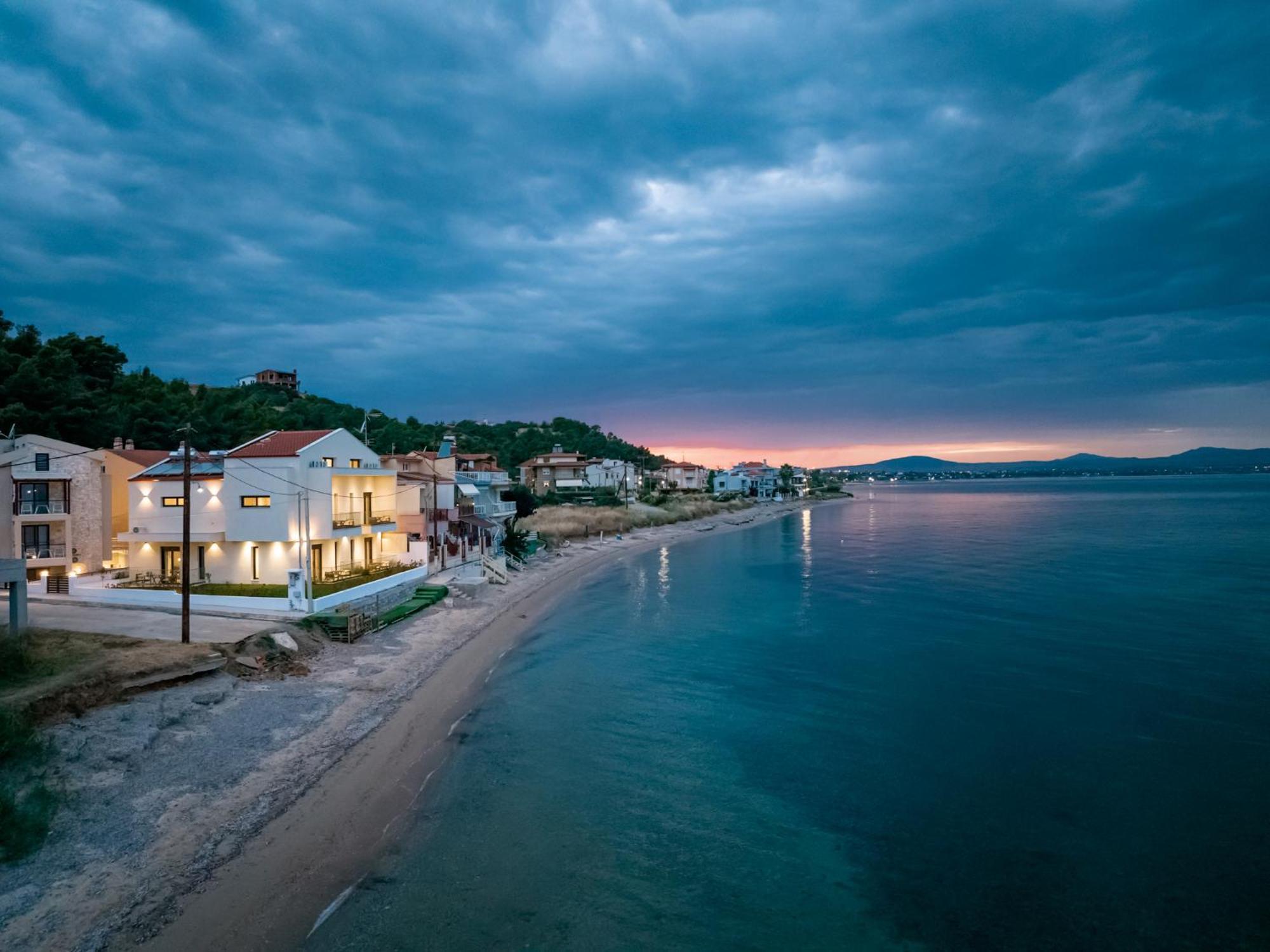 Azzurro E Verde By Rentalspro - Nea Potidaia Halkidiki Nea Poteidaia Exterior photo
